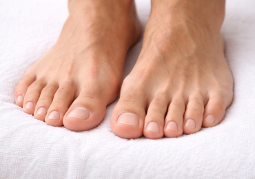 Удаление вросшего ногтя – когда пора к хирургу?